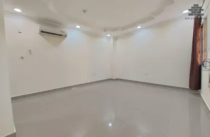 Apartment - 1 Bedroom - 2 Bathrooms for rent in Anas Street - Fereej Bin Mahmoud North - Fereej Bin Mahmoud - Doha
