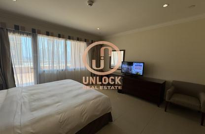 Apartment - 1 Bedroom - 2 Bathrooms for rent in East Porto Drive - Porto Arabia - The Pearl Island - Doha