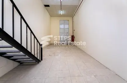 Shop - Studio - 1 Bathroom for rent in Fereej Abdul Aziz - Fereej Abdul Aziz - Doha