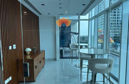 Apartment - 2 Bedrooms - 3 Bathrooms for rent in Blossom Tower - Lusail