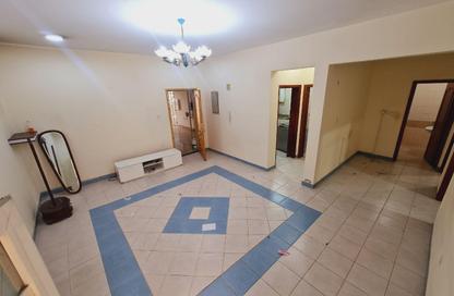 Apartment - 2 Bedrooms - 2 Bathrooms for rent in Thabit Bin Zaid Street - Al Mansoura - Doha