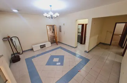 شقة - 2 غرف نوم - 2 حمامات للايجار في شارع ثابت بن زايد - المنصورة - الدوحة