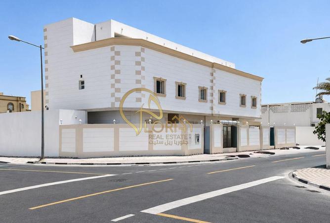 61226112 - Property Main Image