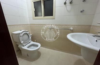 Apartment - 2 Bedrooms - 2 Bathrooms for rent in Al Sadd Road - Al Sadd - Doha Apartment - 2 Bedrooms - 2 Bathrooms for rent in Al Sadd Road - Al Sadd - Doha