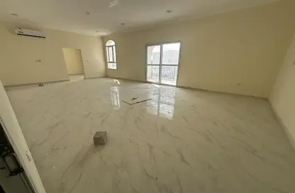 Apartment - 1 Bedroom - 1 Bathroom for rent in West Bay - West Bay - Doha