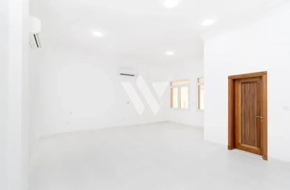 Compound - 6 - 7+ for rent in West Bay Lagoon - Doha