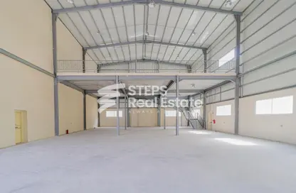 Warehouse - Studio for rent in East Industrial Street - Birkat Al Awamer - Al Wakra