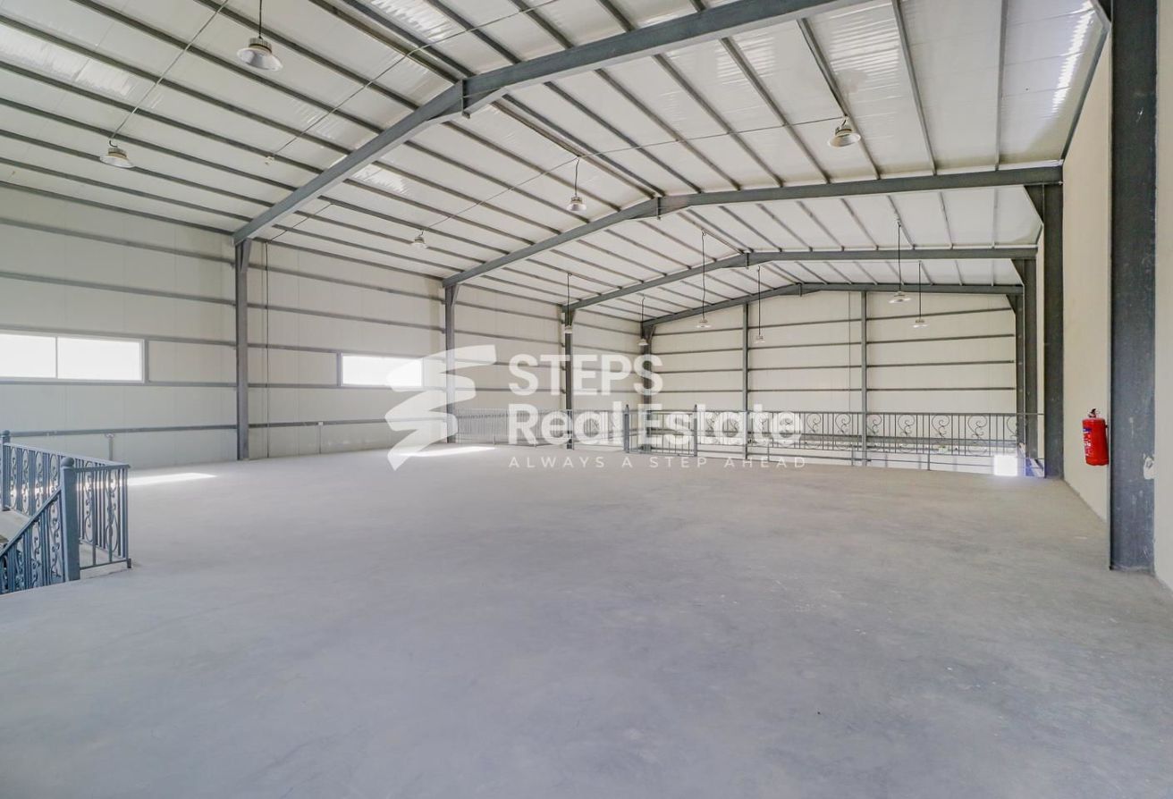 Steel Workshop with Rooms for Rent