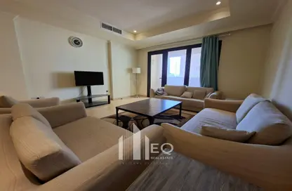 Apartment - 1 Bedroom - 2 Bathrooms for rent in East Porto Drive - Porto Arabia - The Pearl Island - Doha