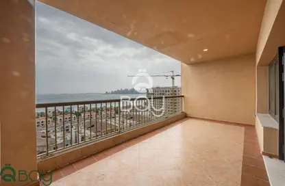 Apartment - 3 Bedrooms - 4 Bathrooms for rent in West Porto Drive - Porto Arabia - The Pearl Island - Doha