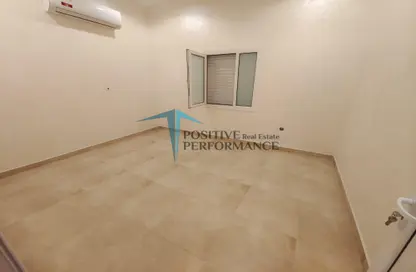 Apartment - 1 Bedroom - 1 Bathroom for rent in Musheireb Apartments - Musheireb - Doha