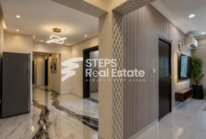 Highway-Facing Mixed-Use Building in Al Ghanim