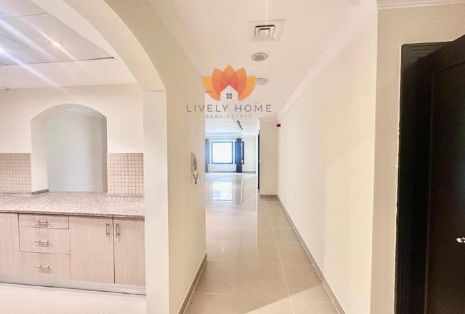 53570418 - Property Image 2