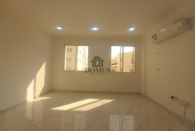 1005948 - Property Image 2