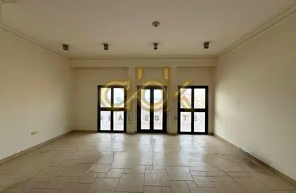 Apartment - 1 Bedroom - 2 Bathrooms for rent in Venezia - Qanat Quartier - The Pearl Island - Doha