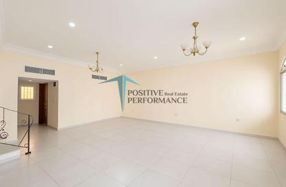 Villa - 4 Bedrooms - 4 Bathrooms for rent in Old Airport Road - Old Airport Road - Doha