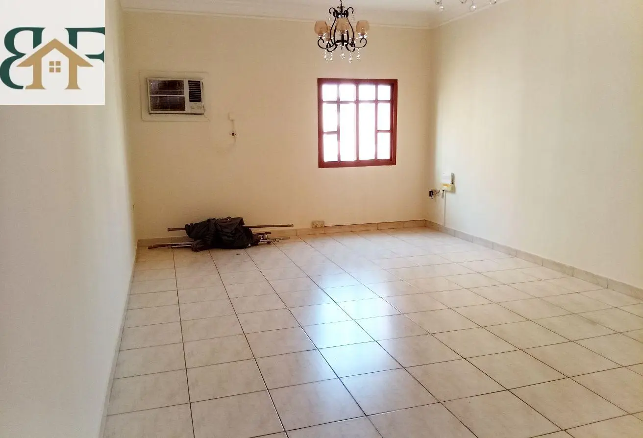 63254238 - Property Main Image