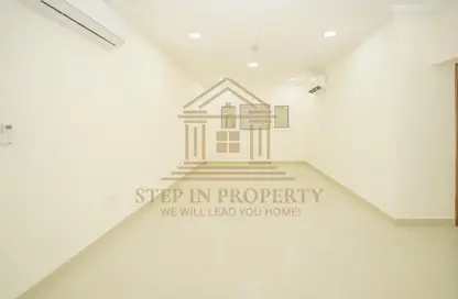 Apartment - 2 Bedrooms - 2 Bathrooms for rent in Salwa Road - Al Aziziyah - Doha