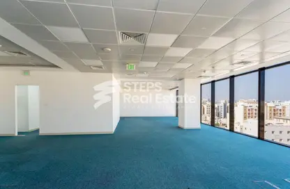 مساحات مكتبية - غرفة نوم - 1 حمام للايجار في شارع المطار القديم - طريق المطار القديم - الدوحة