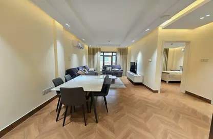 Penthouse - 2 Bedrooms - 2 Bathrooms for rent in Al Nasr Street - Al Nasr - Doha