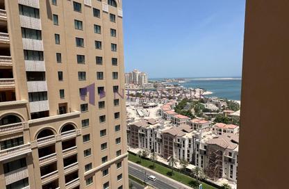 Apartment - 1 Bedroom - 2 Bathrooms for rent in Tower 28 - Porto Arabia - The Pearl Island - Doha