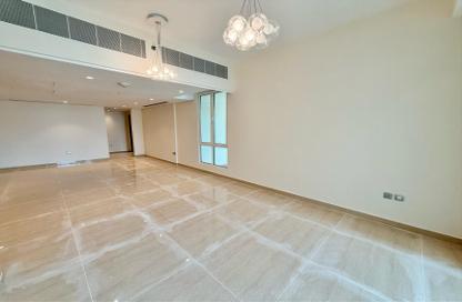 Apartment - 2 Bedrooms - 3 Bathrooms for rent in Viva West - Viva Bahriyah - The Pearl Island - Doha