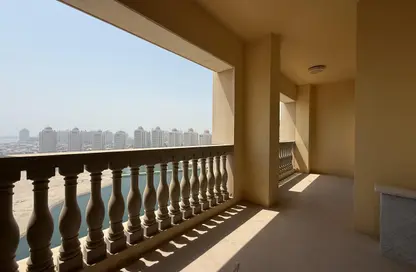 Apartment - 2 Bedrooms - 2 Bathrooms for rent in Viva West - Viva Bahriyah - The Pearl Island - Doha