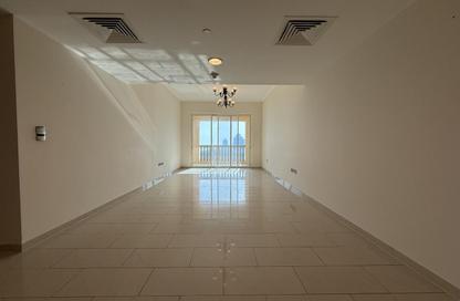 Apartment - 3 Bedrooms - 2 Bathrooms for rent in Viva West - Viva Bahriyah - The Pearl Island - Doha