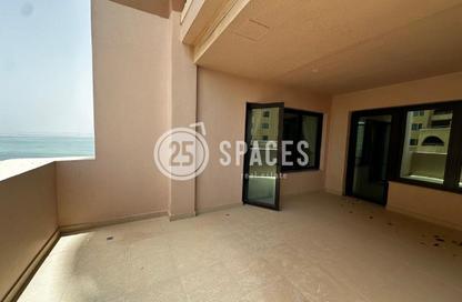 Apartment - 1 Bedroom - 2 Bathrooms for rent in East Porto Drive - Porto Arabia - The Pearl Island - Doha