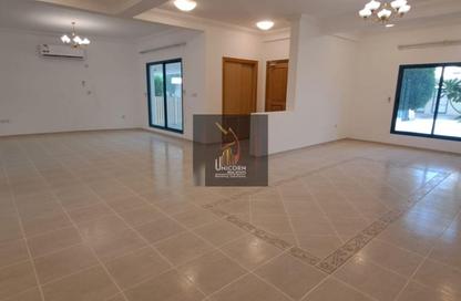 مجمع سكني - 3 غرف نوم - 4 حمامات للايجار في شارع الوعب - الوعب - الدوحة