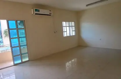 Apartment - 3 Bedrooms - 3 Bathrooms for rent in Fereej Bin Omran - Doha