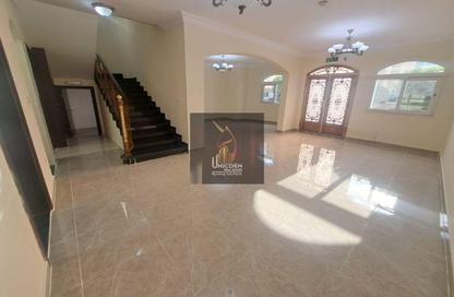 Compound - 4 Bedrooms - 3 Bathrooms for rent in Ain Khaled Villas - Ain Khaled - Doha