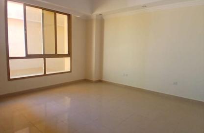 Apartment - 2 Bedrooms - 2 Bathrooms for rent in Al Sadd Road - Al Sadd - Doha