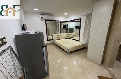 Apartment - Studio - 1 for rent in Umm Ghwailina Comm - Umm Ghuwalina - Umm Ghuwailina - Doha