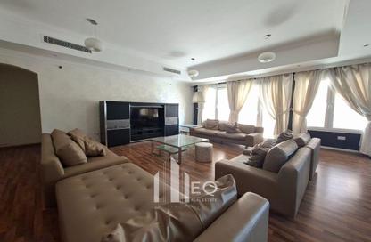 Apartment - 3 Bedrooms - 4 Bathrooms for rent in East Porto Drive - Porto Arabia - The Pearl Island - Doha