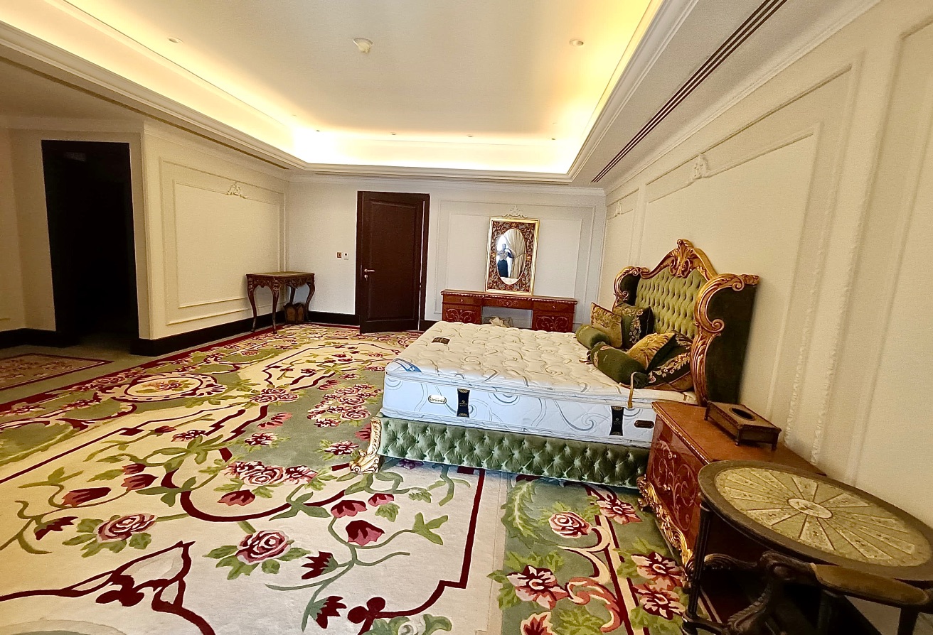 Luxury 5BR Duplex Penthouse|3 Maid|360° Views thumbnail 8
