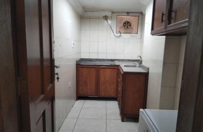 Apartment - 1 Bedroom - 1 Bathroom for rent in Umm Ghuwailina 4 - Umm Ghuwailina - Doha