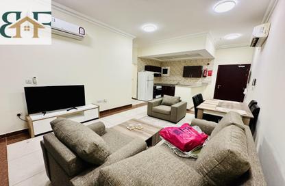 Apartment - 3 Bedrooms - 3 Bathrooms for rent in Al Mansoura - Al Mansoura - Doha
