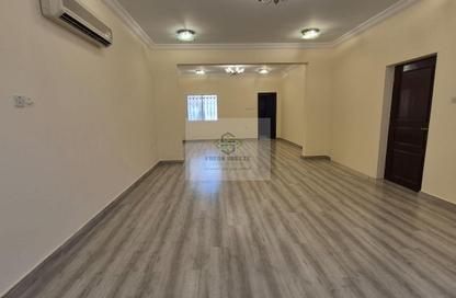 Villa - 5 Bedrooms - 6 Bathrooms for rent in Al Duhail South - Al Duhail - Doha
