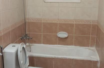 Apartment - 3 Bedrooms - 2 Bathrooms for rent in Bin Dirham 2 - Al Mansoura - Doha