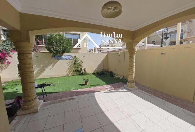 51720940 - Property Image 2