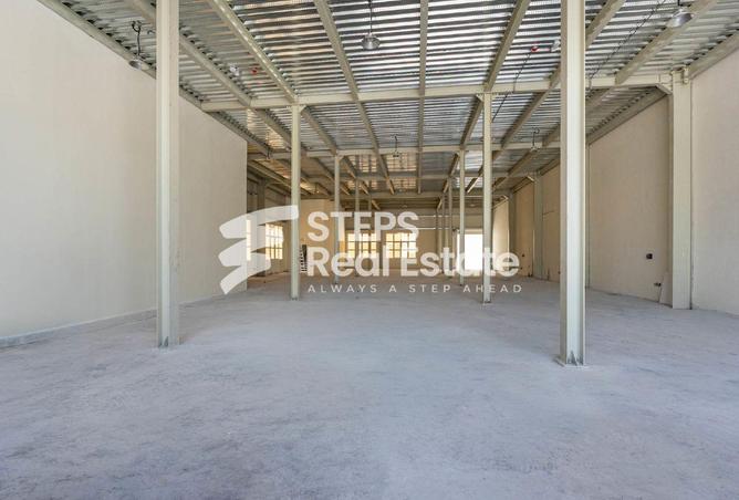 58043637 - Property Image 2