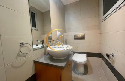 شقة - غرفة نوم - 2 حمامات للايجار في المرقاب مول - المرقاب الجديد - الدوحة