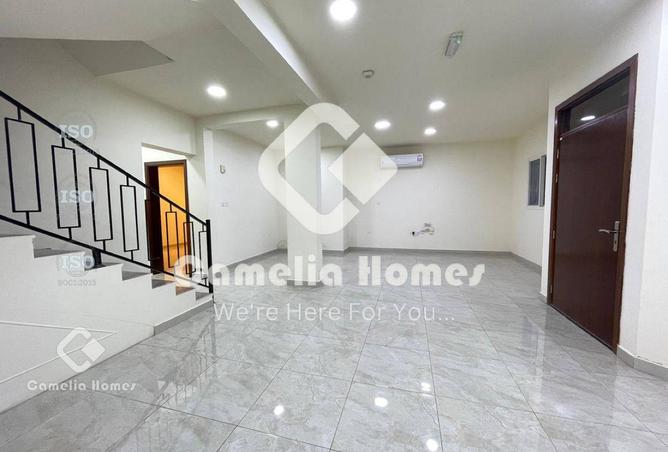 60002330 - Property Image 2