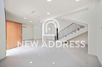 Villa - 5 Bedrooms - 4 Bathrooms for rent in Bu Hamour Street - Abu Hamour - Doha