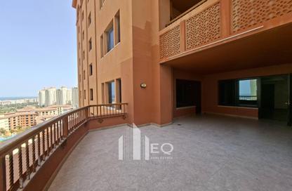 Apartment - 1 Bedroom - 2 Bathrooms for rent in East Porto Drive - Porto Arabia - The Pearl Island - Doha