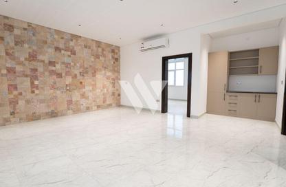 Villa - 7 Bedrooms - 7+ Bathrooms for rent in Al Kheesa - Al Kheesa - Umm Salal Mohammed