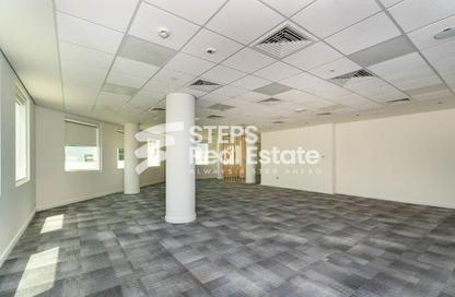 Office Space - Studio - 1 Bathroom for rent in West Bay Tower - West Bay - West Bay - Doha