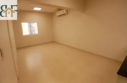 شقة - 2 غرف نوم - 1 حمام للايجار في سنترال إن سوق واقف - سوق واقف - الجاسرة - الدوحة