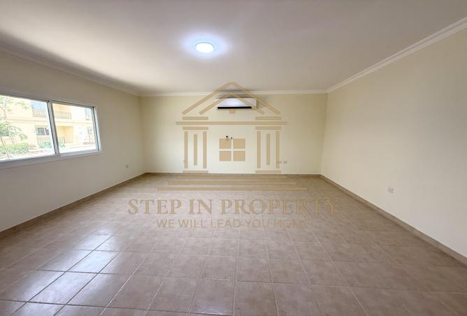 54249094 - صورة العقار 3